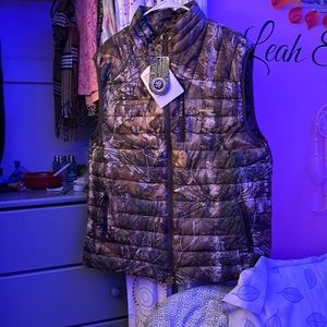 Gamehide Realtree xtra green renegade packable puffer vest